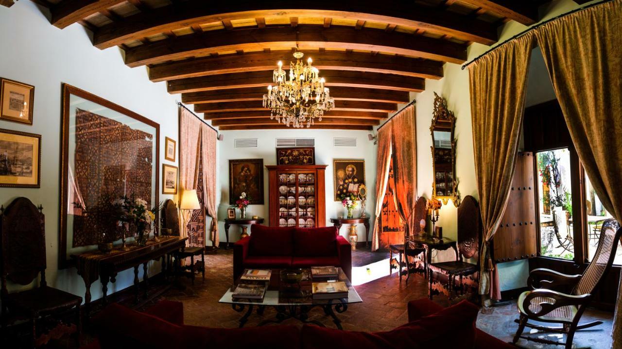 Granados Palacio Boutique Hotel Écija Extérieur photo